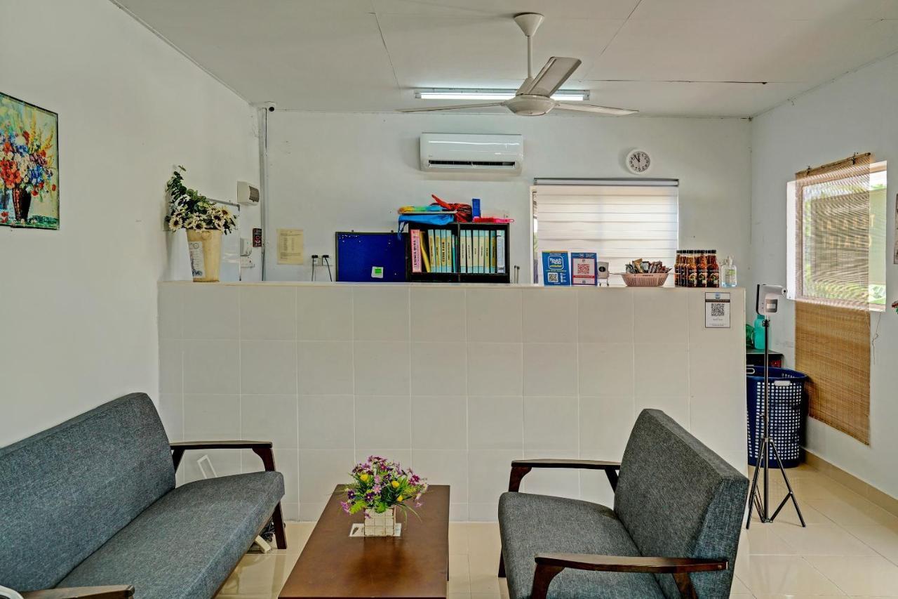 Hotel Capital O 90423 Teratai Chalet Kampong Raja Zewnętrze zdjęcie