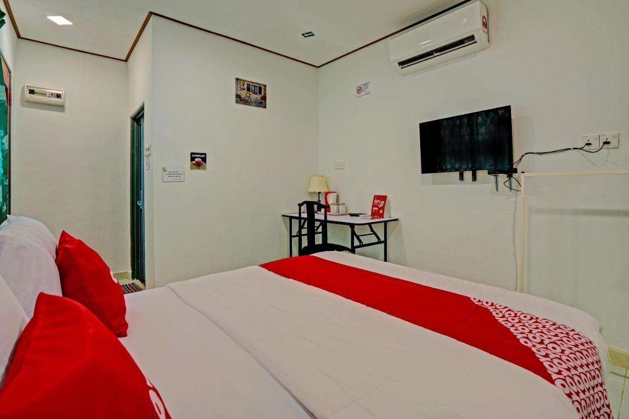 Hotel Capital O 90423 Teratai Chalet Kampong Raja Zewnętrze zdjęcie