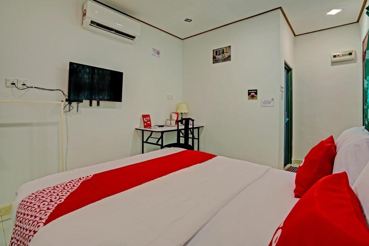 Hotel Capital O 90423 Teratai Chalet Kampong Raja Zewnętrze zdjęcie