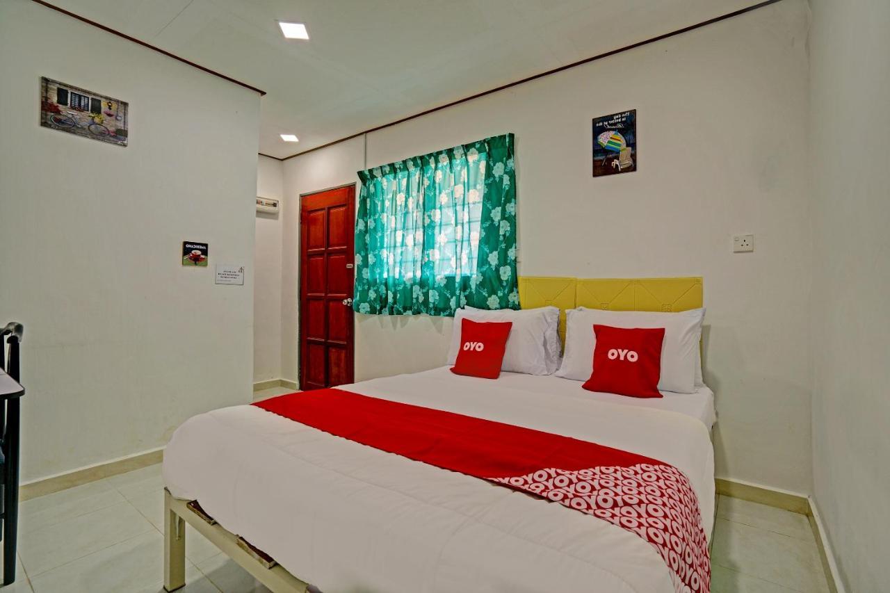 Hotel Capital O 90423 Teratai Chalet Kampong Raja Zewnętrze zdjęcie